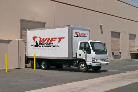 delivery truck swiftdeliveryandlogistics